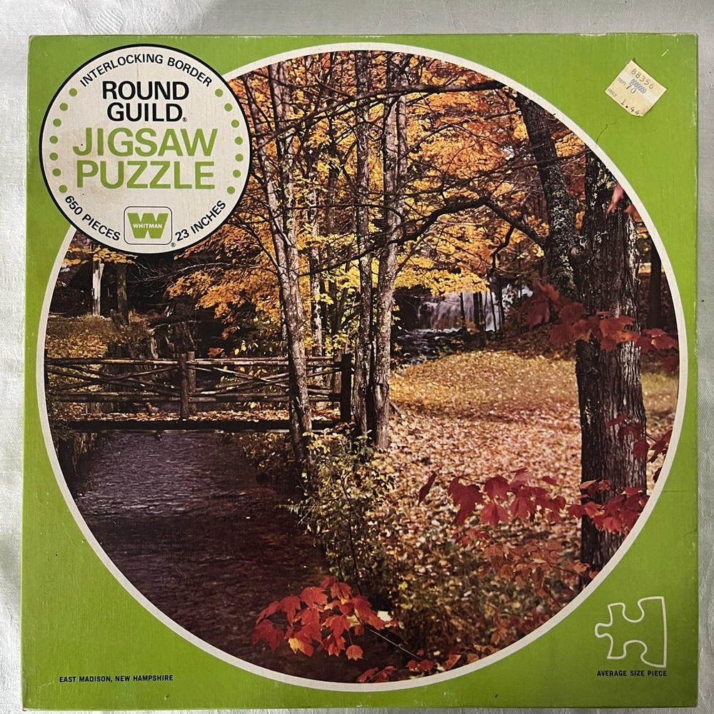 Vintage 60's/70's Whitman- Round Guild 650 piece 23" diameter Jigsaw Puzzle